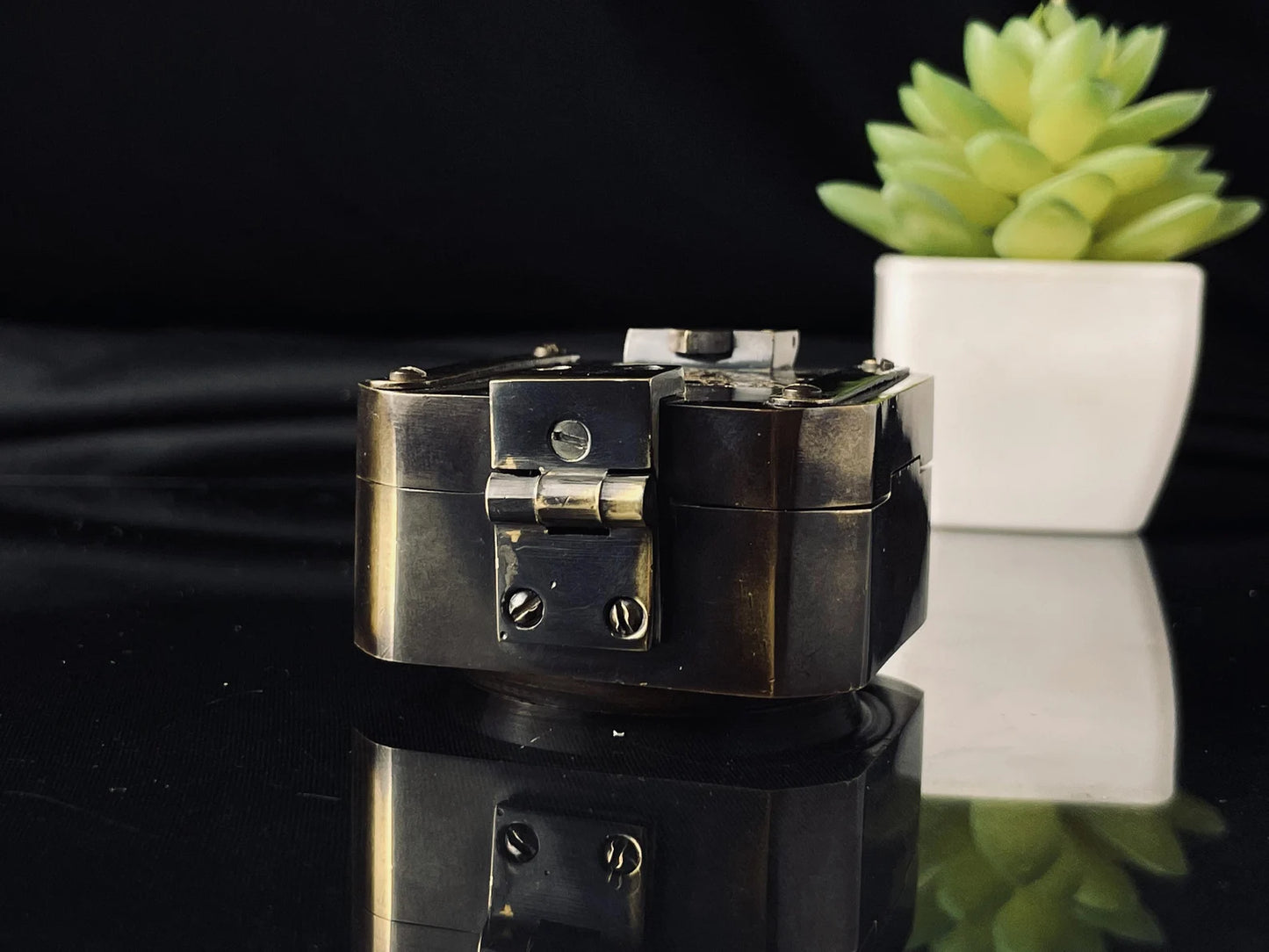 Antique-Style Brass Military Compass – Handmade