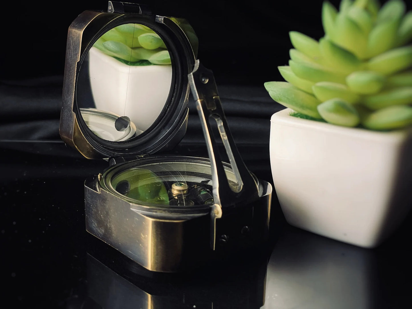 Antique-Style Brass Military Compass – Handmade